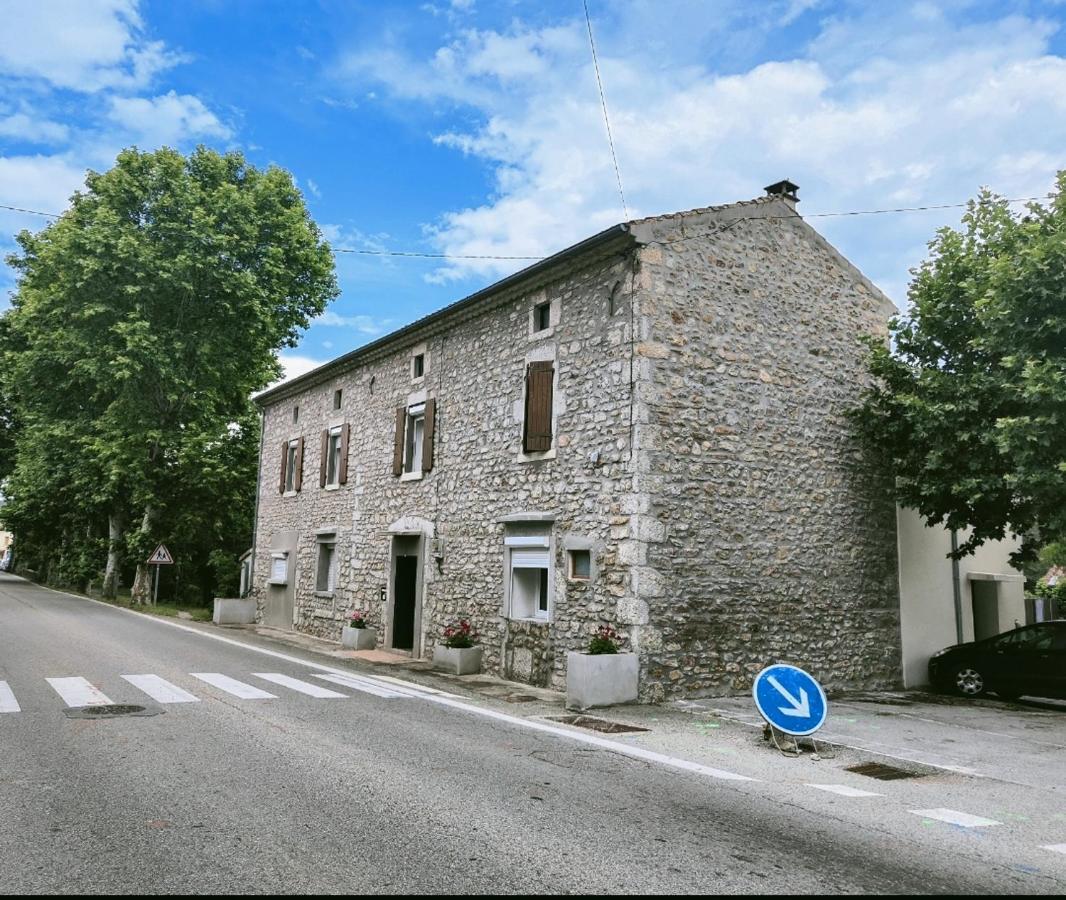 Apartmán Le Cocon De Mila Uzer  Exteriér fotografie